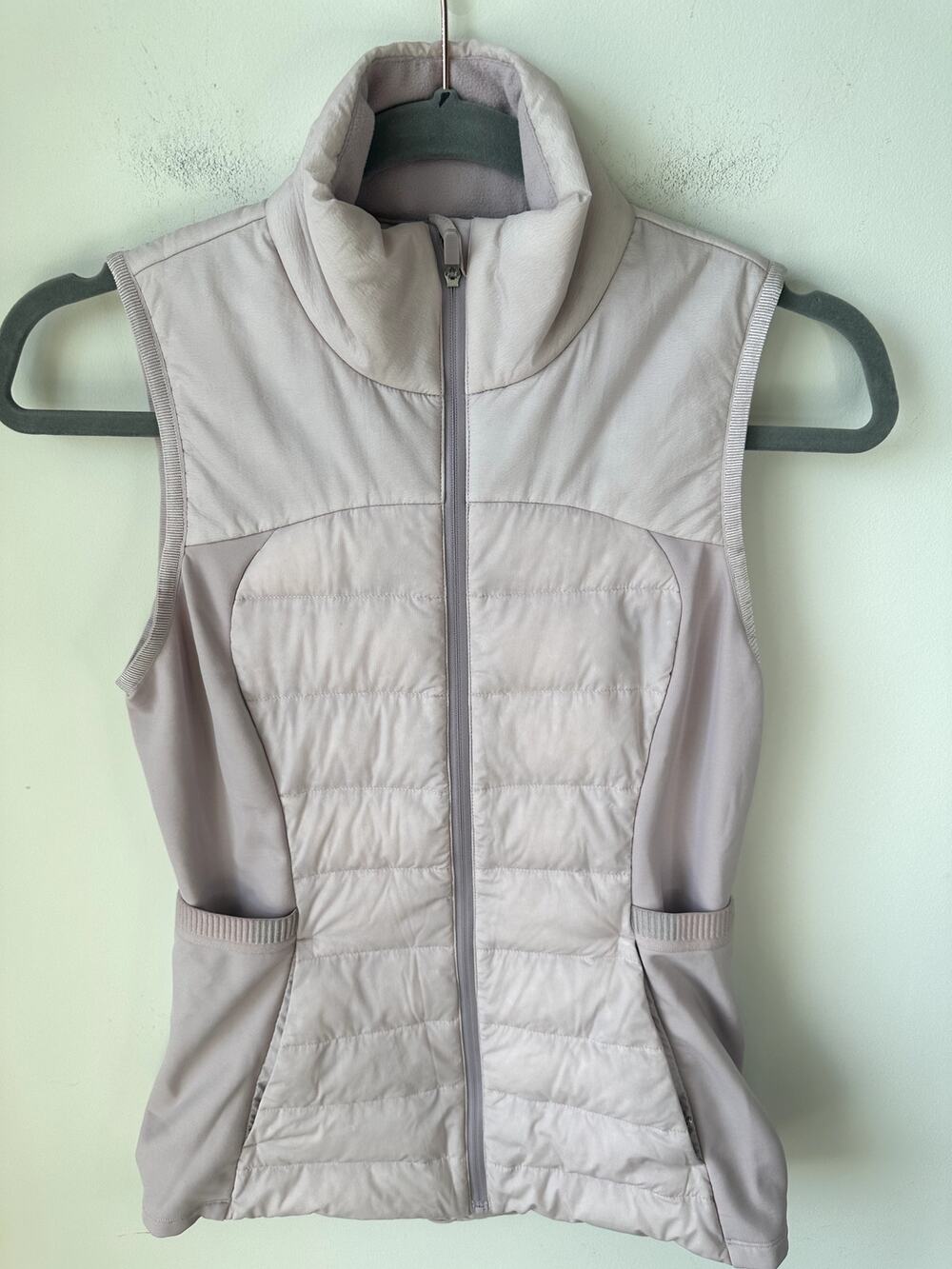 Lululemon Down For It Vest Size 4 Porcelain Pink